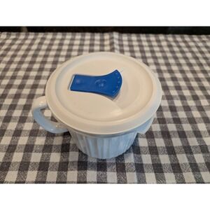 CorningWare French White 20oz Stoneware Meal Mug with Vented Lid White Blue